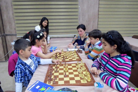 یانەی خانزاد پەرە بەتوانایی یاریزانەکانی دەدات